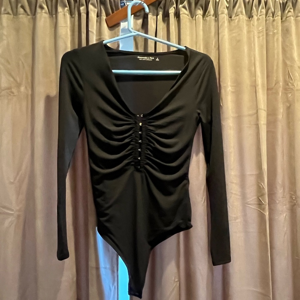 Abercrombie & Fitch Black Ruched Long Sleeve Bodysuit